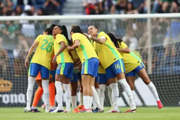Seleção Brasileira sente falta de efetividade após derrota para México