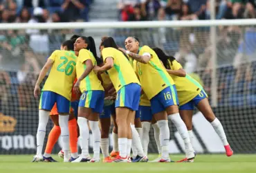 Seleção Brasileira sente falta de efetividade após derrota para México