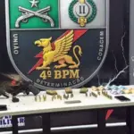 Perseguição e batida: PM prende dupla com arsenal e 218 munições em Várzea Grande