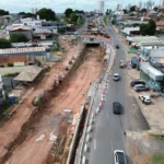 Chuvas adiam conclusão de obras e interdição na Miguel Sutil segue até terça (31)