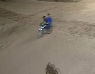 Foto de câmera de segurança de suspeito em fuga após tentativa de homicídio
