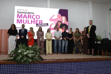 Sorriso sedia Seminário Março Mulher para debater o combate ao feminicídio e à violência de gênero