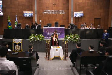ALMT homenageia Ordem DeMolay em sessão especial