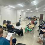 Oficina de voz e interpretação do Previ Sinop fortalece desempenho do coral Vozes e Sorrisos