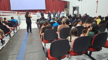 Câmara de Lucas do Rio Verde debate mudanças no PCCS com servidores da educação