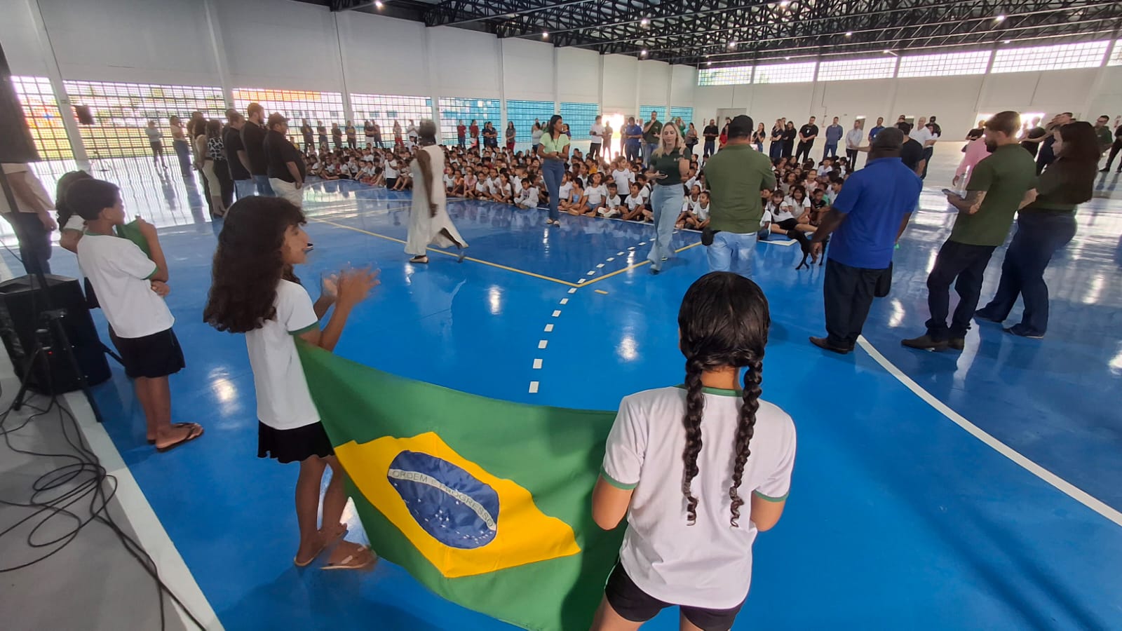 Ginásio poliesportivo da Escola Cora Coralina é inaugurado com investimento de mais de R$ 6 milhões