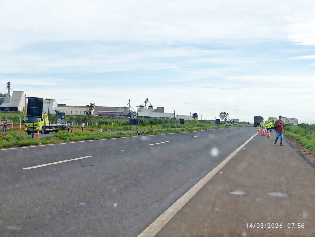 Motociclista morre em colisão com carro na BR-163 em Nova Mutum