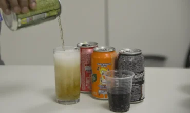 Ultraprocessados ganham espaço na alimentação infantil por fatores sociais, aponta estudo