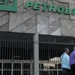 Petrobras registra lucro recorde de 110,6 bilhões em 2025