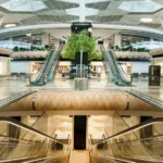 Os aeroportos mais luxuosos do planeta: onde viajar vira experiência premium