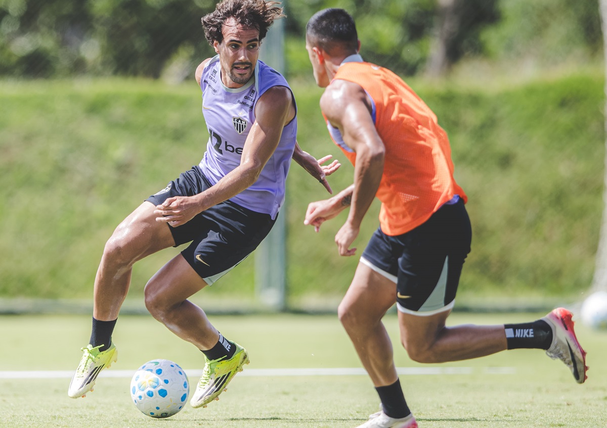 Chapecoense x Atlético-MG ao vivo: onde assistir, escalações e análise do duelo pelo Brasileirão 2026. Imagem: Pedro Souza/Atlético