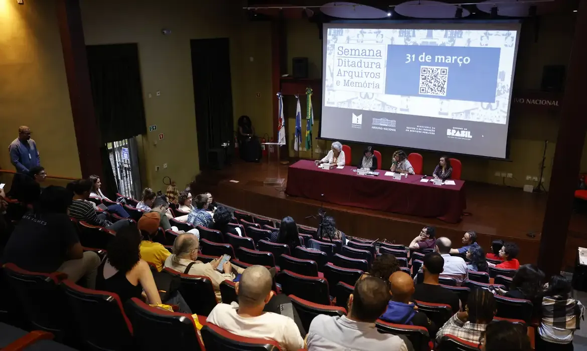 Arquivos ganham destaque em evento sobre memória do golpe de 1964