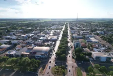 Foto de drone sobrevoando Canarana