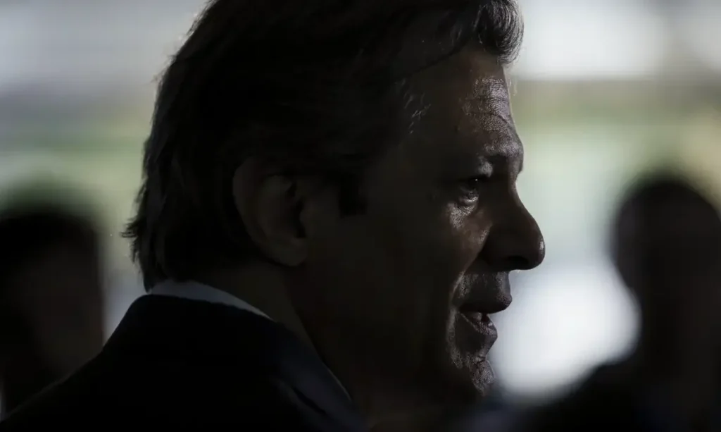 Bancos: governo retira proposta de socorro com dinheiro público e destrava projeto