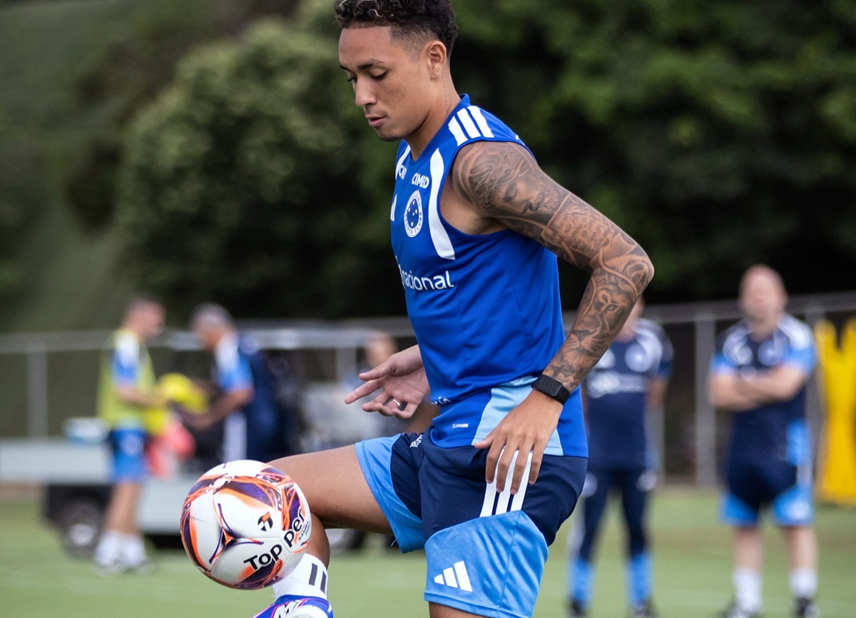 Flamengo x Cruzeiro: onde assistir ao vivo, escalações e tudo sobre o jogo do Brasileirão 2026 no Maracanã. Imagem: Gustavo Aleixo/Cruzeiro
