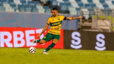 Cuiabá x Tocantinópolis AO VIVO: onde assistir, horário e a estreia do Dourado na Copa Verde 2026. Imagem: AssCom Dourado