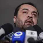 Ministro suspende julgamento que pode cassar governador do Rio