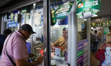 Mega-Sena acumula e prêmio principal chega a R$ 17 milhões