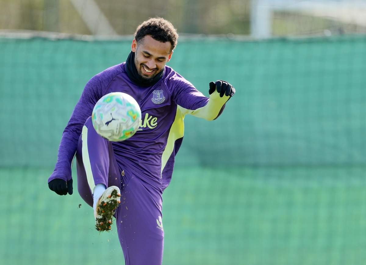 Arsenal x Everton: onde assistir ao vivo, horário e prováveis escalações da Premier League. Imagem: Divulgação Everton