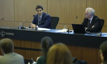 Galípolo diz que BC tem margem para avaliar impactos da guerra