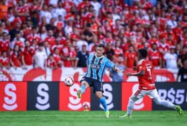 Grêmio x Red Bull Bragantino: onde assistir ao vivo, horário e prováveis escalações pelo Brasileirão. Imagem: Lucas Uebel/GFBPA