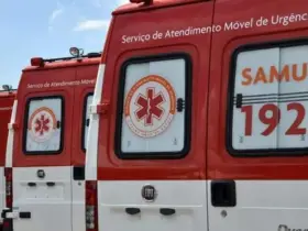 Ambulâncias do Samu enfileiradas