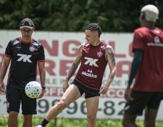Vitória x Mirassol: onde assistir ao vivo, escalações e tudo sobre o duelo no Barradão. Imagem: Victor Ferreira/EC Vitória