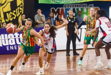 Sampaio vence Sesi Araraquara e assume liderança na LBF