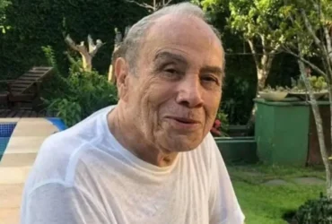 Stênio Garcia é hospitalizado após passar mal em casa