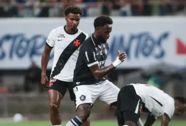 Brasileirão tem empate entre Remo e Vasco após atraso por chuva