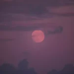 Lua Rosa de 2026: 4 signos que terão um golpe de sorte nesta Lua Cheia em Libra