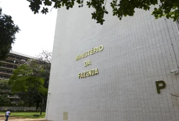 Tributos: governo regulamenta cobrança da CBS e do IBS com sistema de split payment