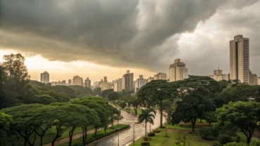 Cuiabá tem segunda abafada e máxima de 34°C em 13/04/2026