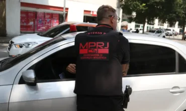 Policiais do Rio são denunciados por desviar armas apreendidas