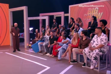 Participante do BBB26 revela ter levado itens do reality para casa e surpreende no reencontro