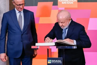 Lula defende parceria com Europa para descarbonização durante feira na Alemanha