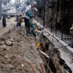 Água: cobranças elevadas na Maré levantam alerta sobre endividamento