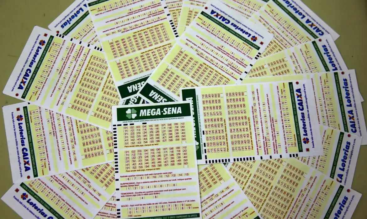 MegaSena sorteia prêmio de R$ 100 milhões neste sábado