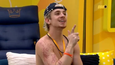 Bbb26: Juliano Floss flagra conversa de Marciele e Jordana e ironiza no reality (bbb26)