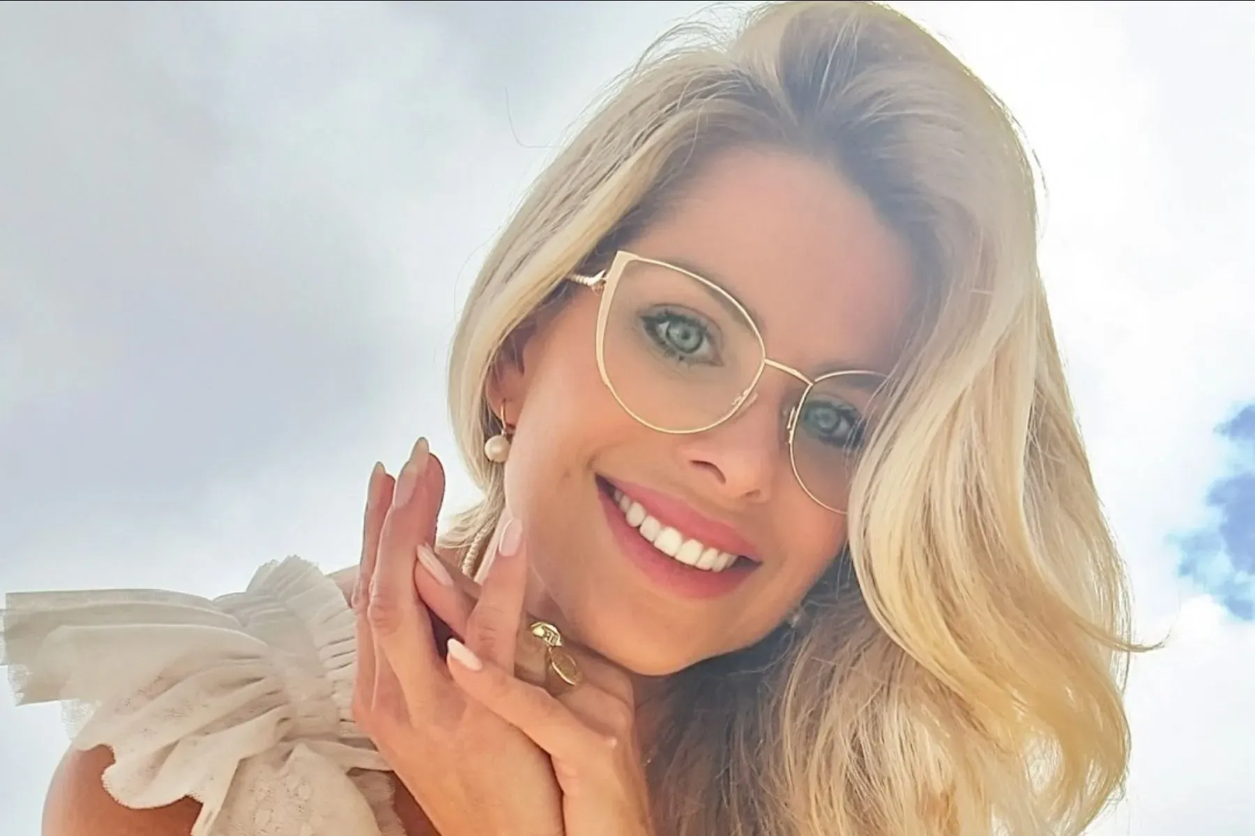 Karina Bacchi acusa Taylor Swift de práticas ocultistas em vídeo polêmico