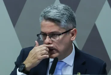 Investigacao: Gilmar Mendes pede apuracao contra senador Alessandro Vieira na CPI