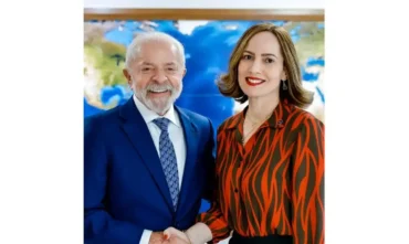 INSS tem nova presidente com missão de reduzir fila de espera