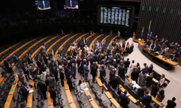 Congresso derruba veto ao PL da dosimetria e muda regras para condenados do 8 de janeiro