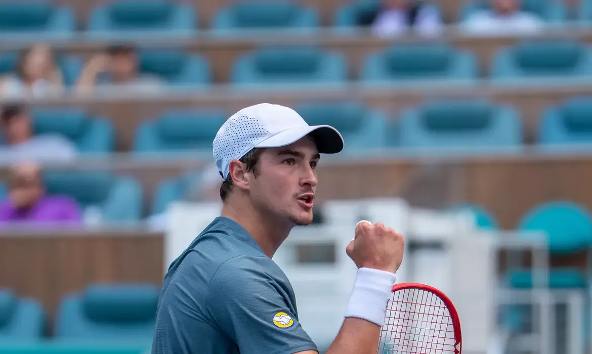 João Fonseca avança em Munique no tenis e enfrenta o número 6 do mundo