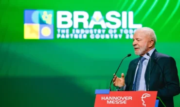 Lula na Alemanha defende pioneirismo dos biocombustiveis brasileiros e critica regulamento da União Europeia