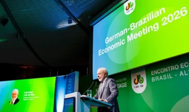 Lula defende reciprocidade após expulsão de delegado brasileiro dos EUA