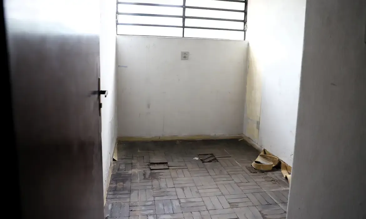 Unifesp identifica cela do DOI-Codi onde ditadura simulou suicídio de Herzog
