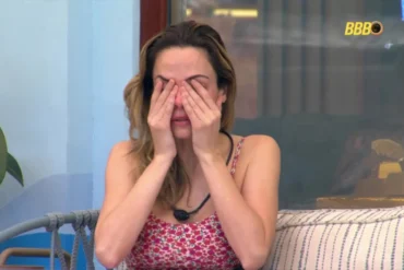 BBB26: Ana Paula chora e desabafa sobre o pai após discussão