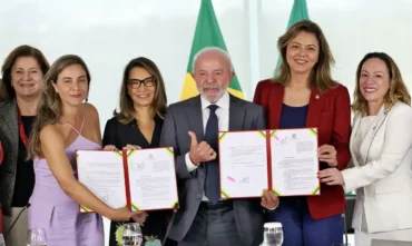 Violência: Lula sanciona leis para reforçar proteção às mulheres