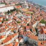 Banco lança conta digital para clientes usarem em Portugal